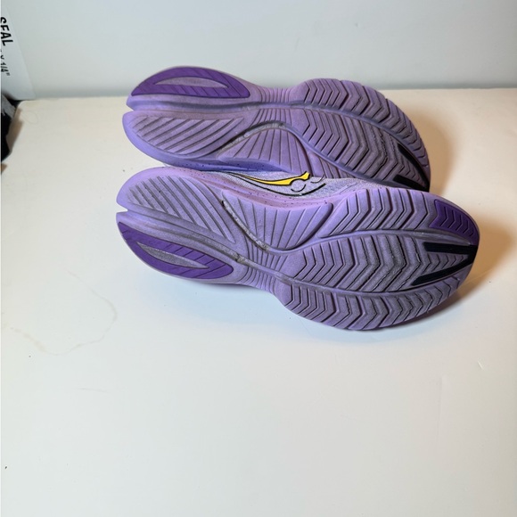 Saucony Lavender Athletic Sneakers Size 8.5 - Picture 7 of 8